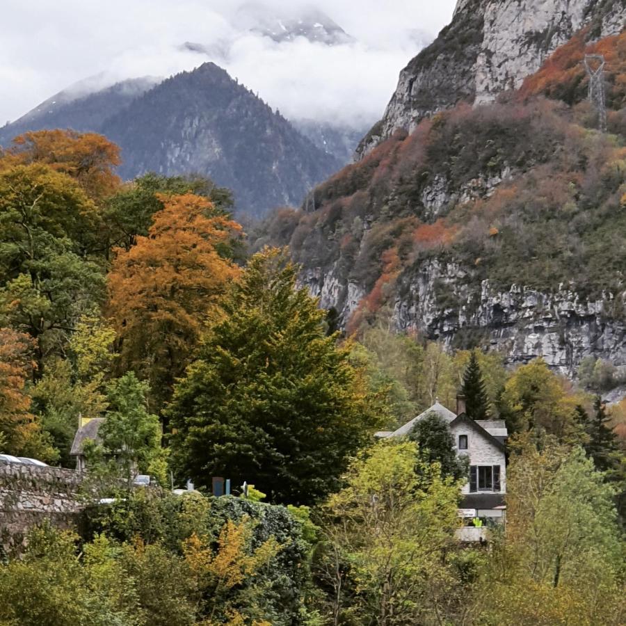 Auberge La Caverne Laruns Exteriér fotografie