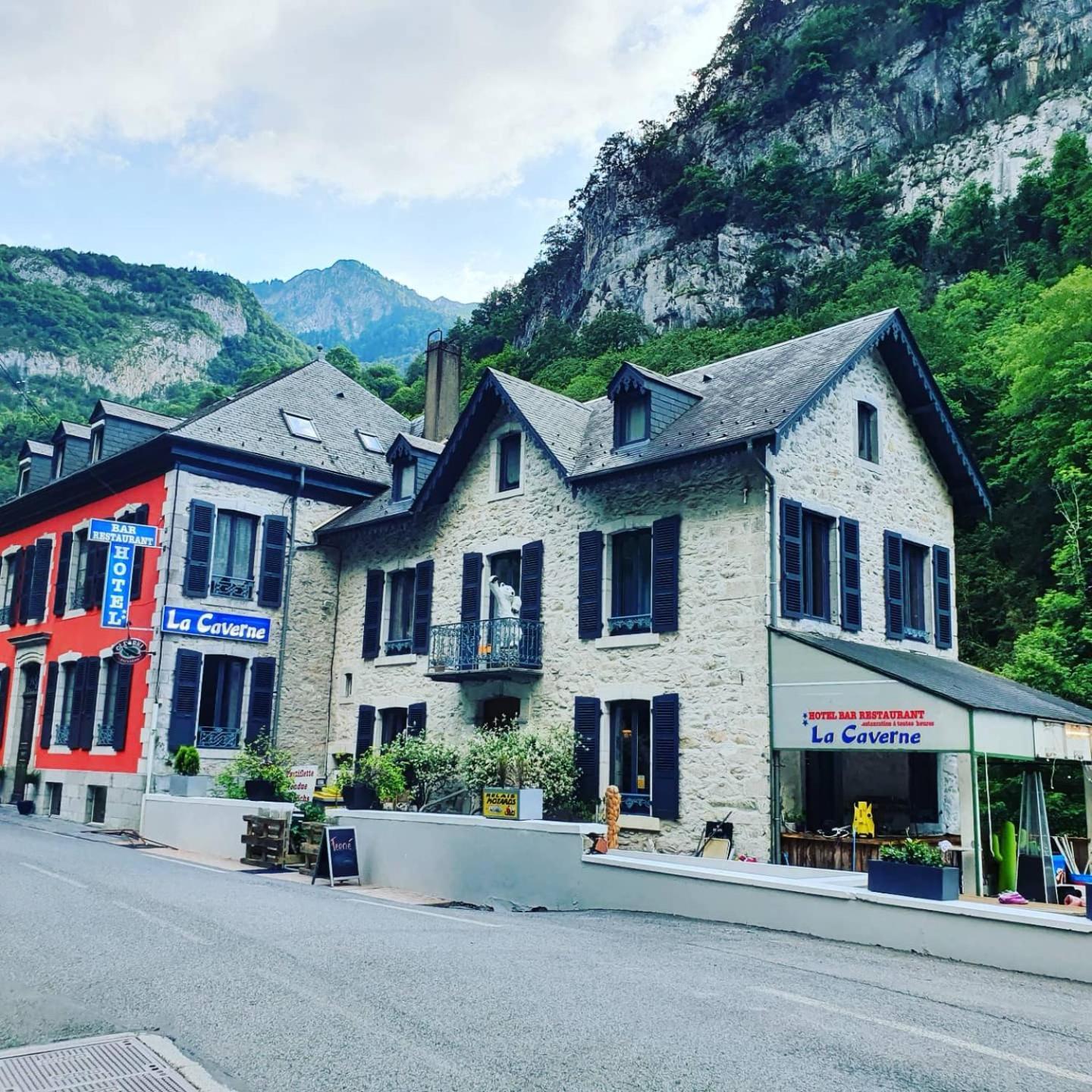 Auberge La Caverne Laruns Exteriér fotografie
